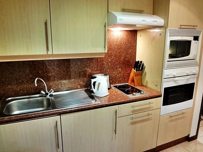 Al Faris 1 Hotel Apartments Дубай Экстерьер фото