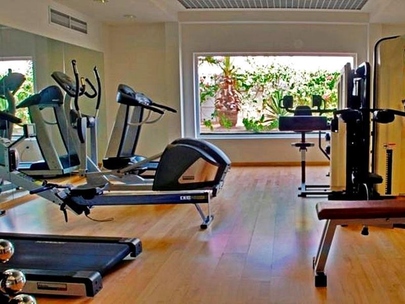 Al Faris 1 Hotel Apartments Дубай Экстерьер фото