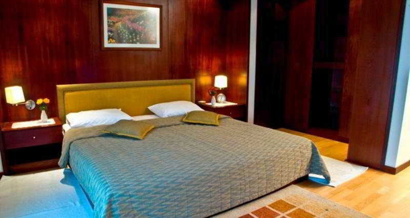 Al Faris 1 Hotel Apartments Дубай Экстерьер фото