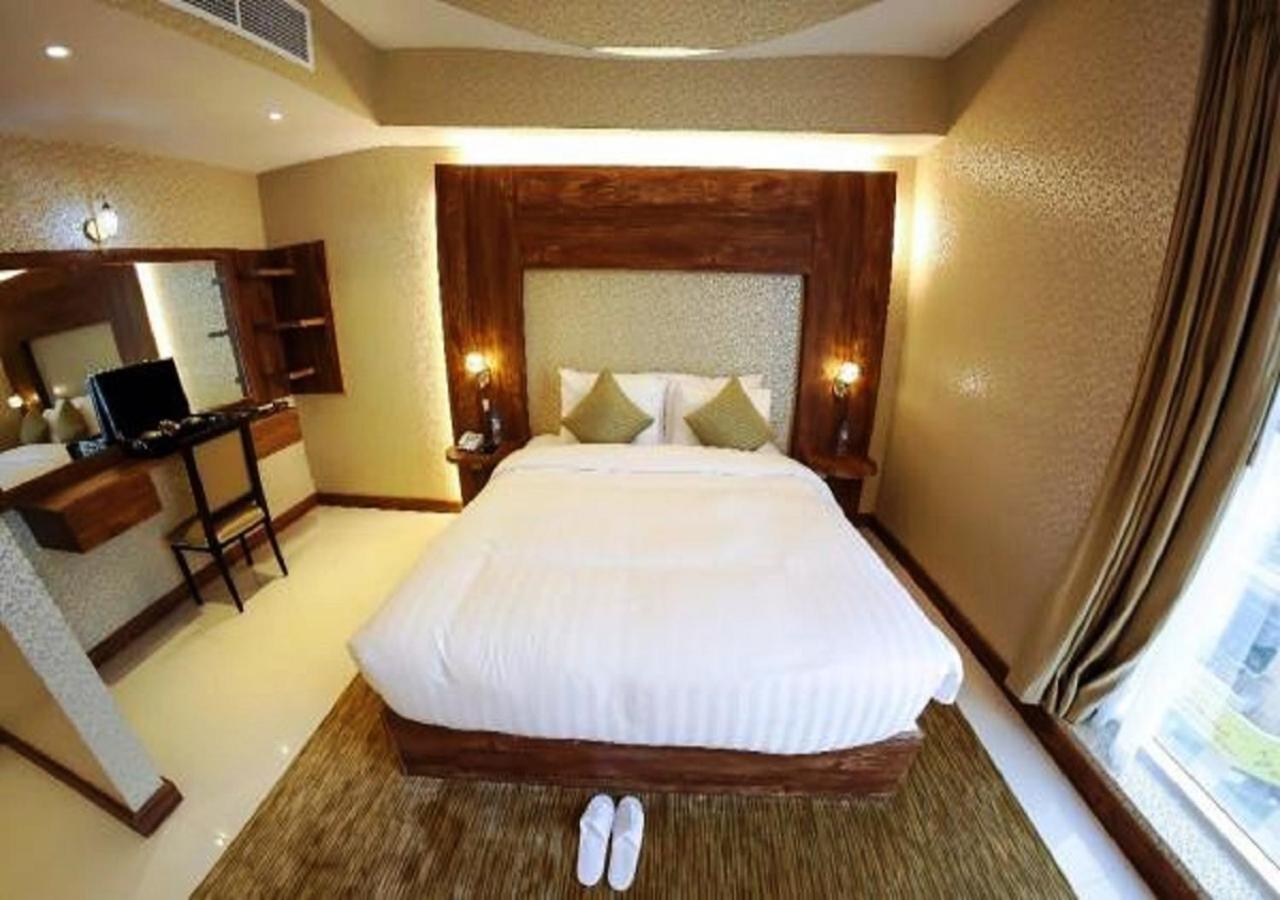 Al Faris 1 Hotel Apartments Дубай Экстерьер фото
